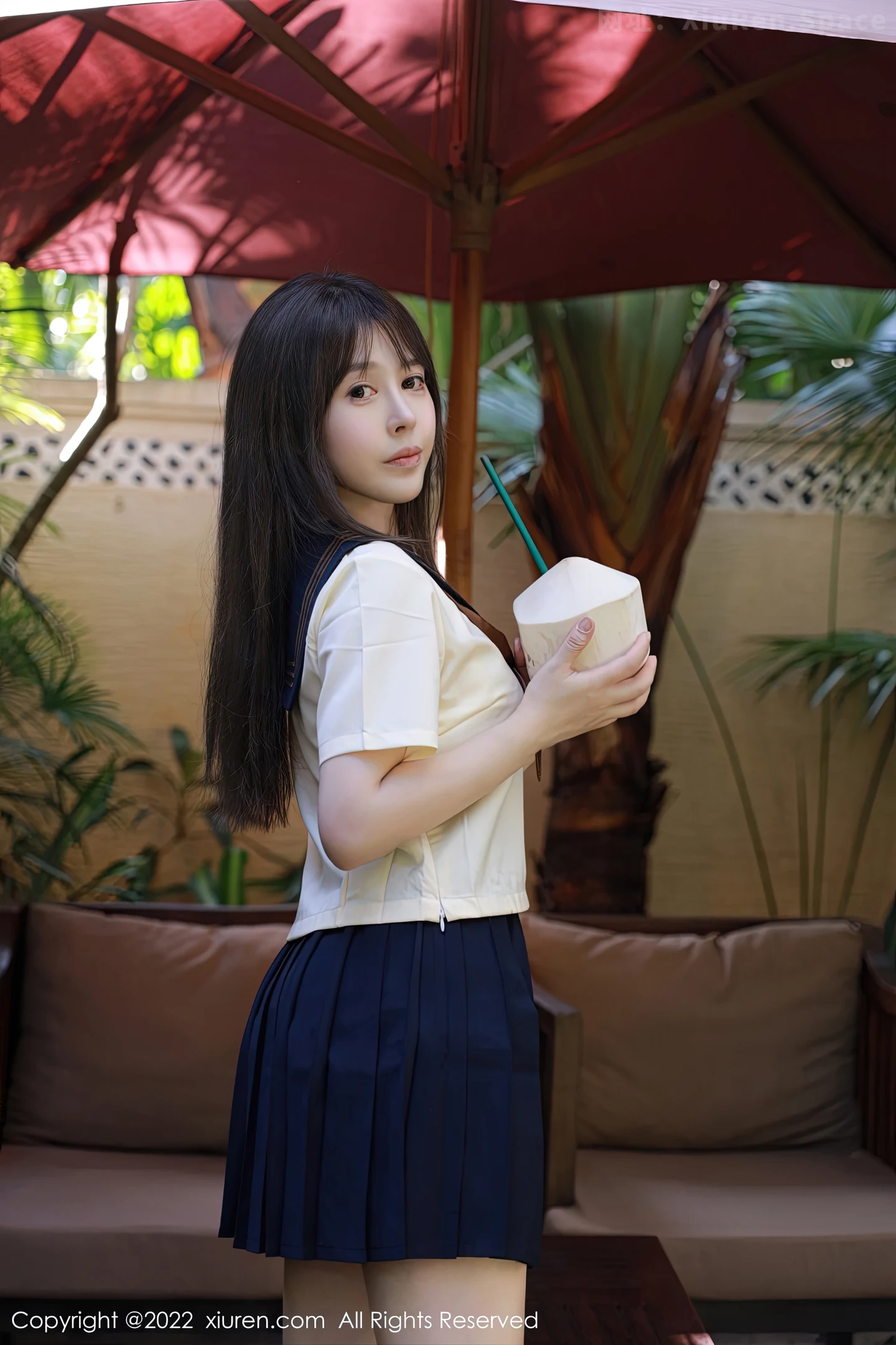 图片[5]-[XiuRen秀人网]2022.12.16 VOL.6011 鱼子酱Fish 粉色紧身上衣加牛仔裤双人拉拉性感私房写真集-秀人网官方网站